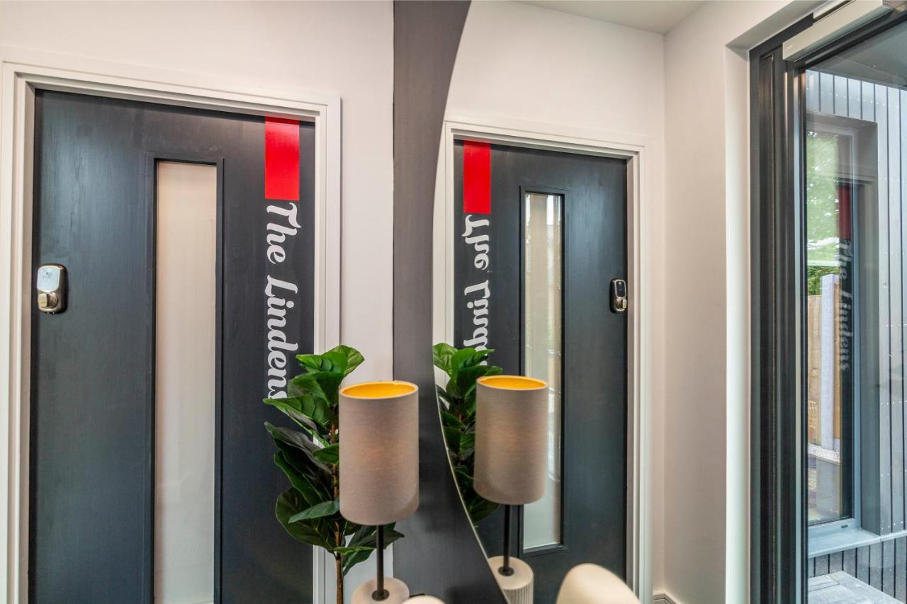 Romantic Getaway Studio Pods Close To City Centre With Free Wifi Derby Exterior photo
