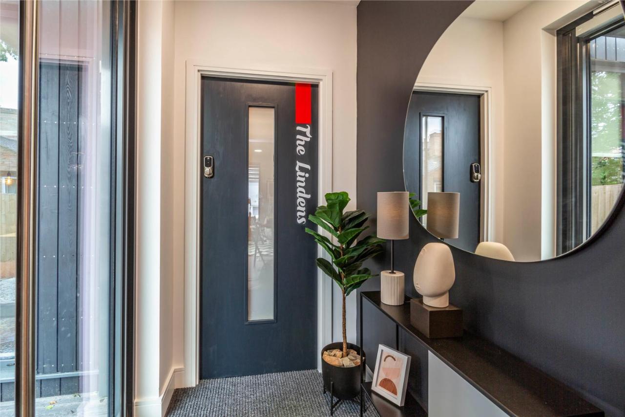 Romantic Getaway Studio Pods Close To City Centre With Free Wifi Derby Exterior photo